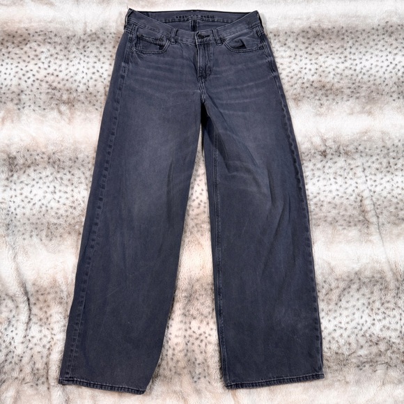 American Eagle Low Rise Skater Jean